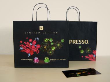 gSCHLICHT_PRINT_Nespresso_POS_bags_Tasche_Flyer_Kaffee_Espresso_Rwanda_Mexico_WEB.jpg